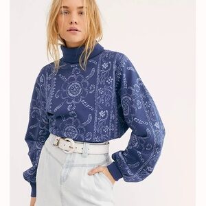 FREE PEOPLE Ruby Printed Pullover in Blue SIZE MEDIUM